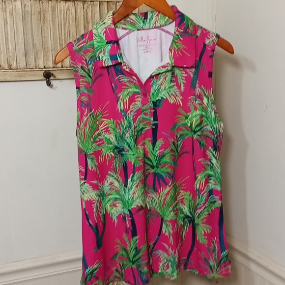 lillie green Tops - 🟢4/$15🟢 4oz (212) lillie green floral tank top style blouse